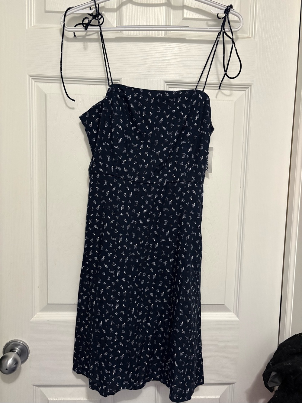 Old Navy Floral Tie-Shoulder Sundress navy blue